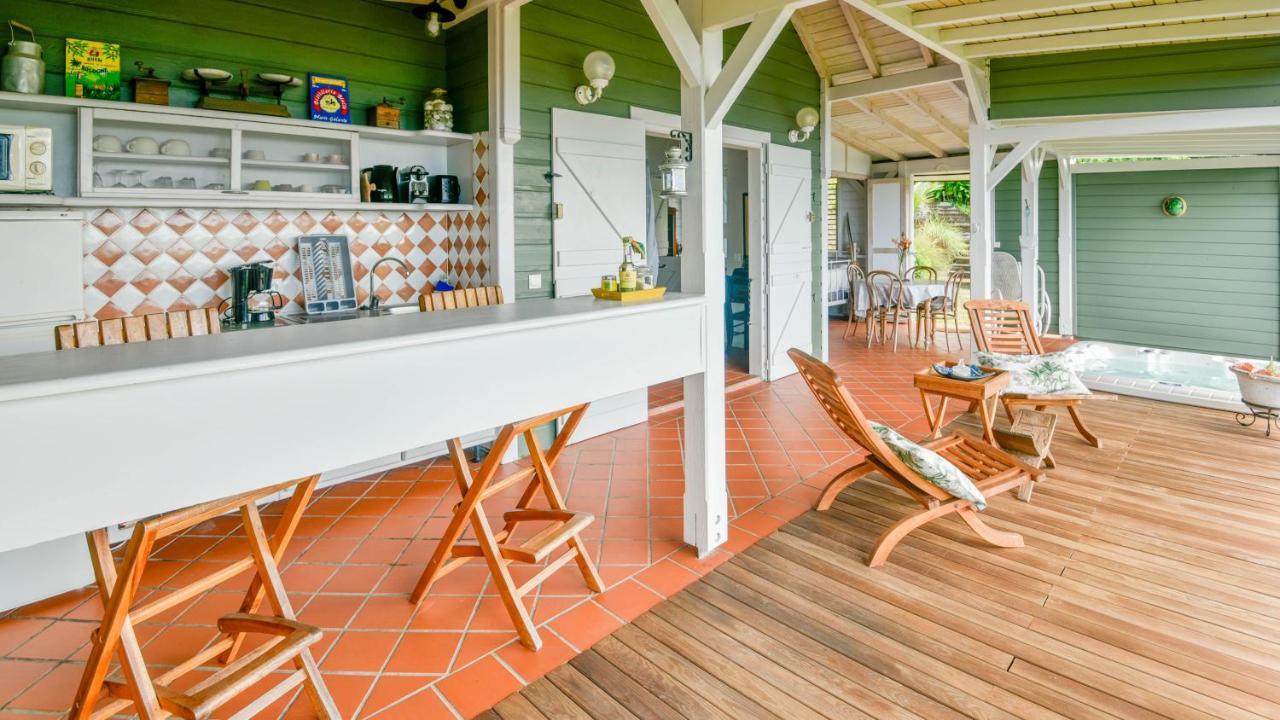 Beausejour Guest House ปวงต์-นัวร์ ภายนอก รูปภาพ
