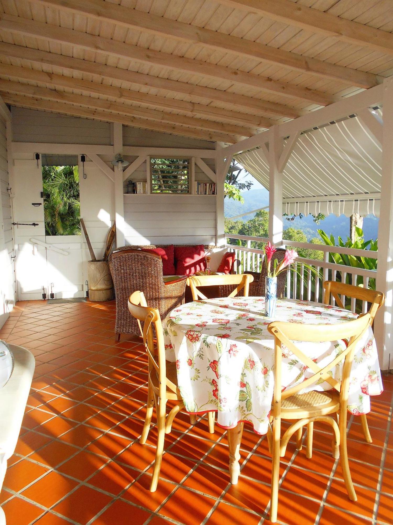 Beausejour Guest House ปวงต์-นัวร์ ภายนอก รูปภาพ